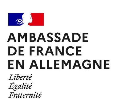 Logo der französischen Botschaft in Deutschland mit stilisierter Marianne im Profil in der Tricolore. 